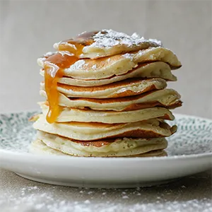 A photo of a stack of pancakes