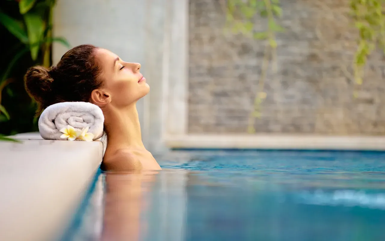 spa relax in Retford Hull Trains weekend away